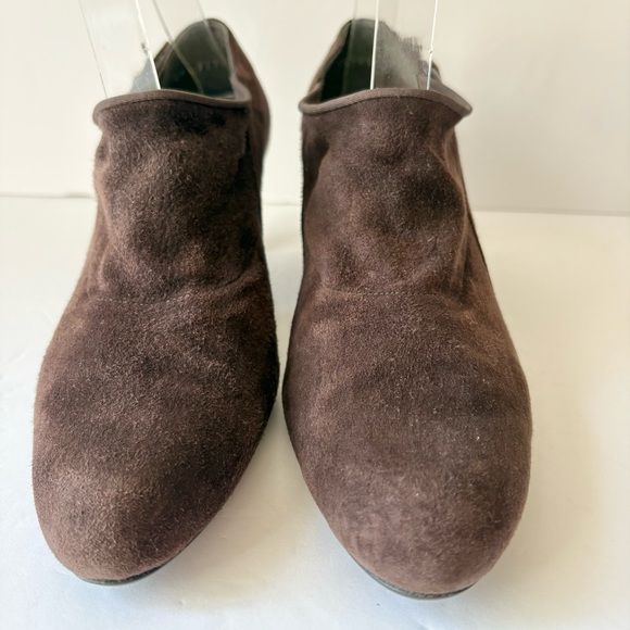 Stuart Weitzman Alma Brown Suede Buckle Heeled Ankle Booties Shoes - Picture 4 of 9